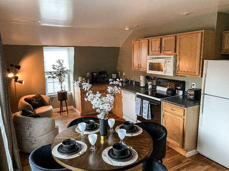 Saratoga Springs Chic Studio - Photo 2