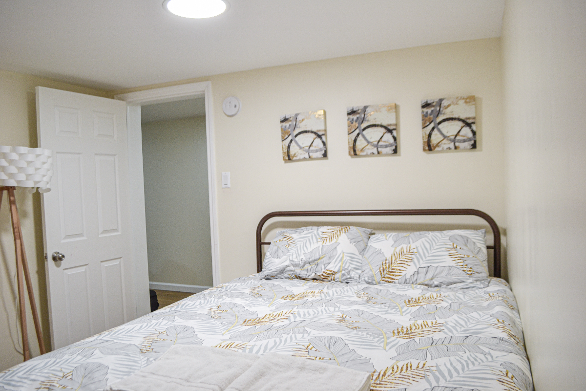 2Bedroom, 1 Bath Brooklyn Apt near Maimonides - Photo 2