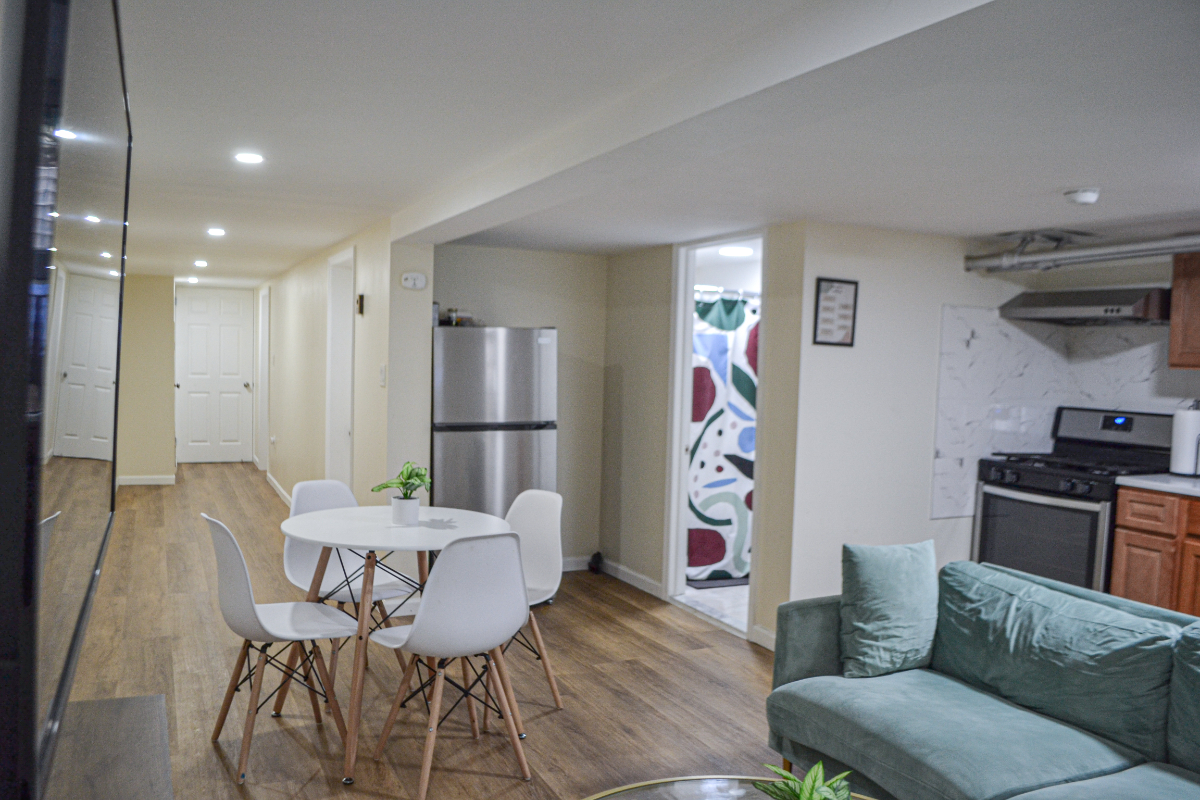 2Bedroom, 1 Bath Brooklyn Apt near Maimonides - Photo 9