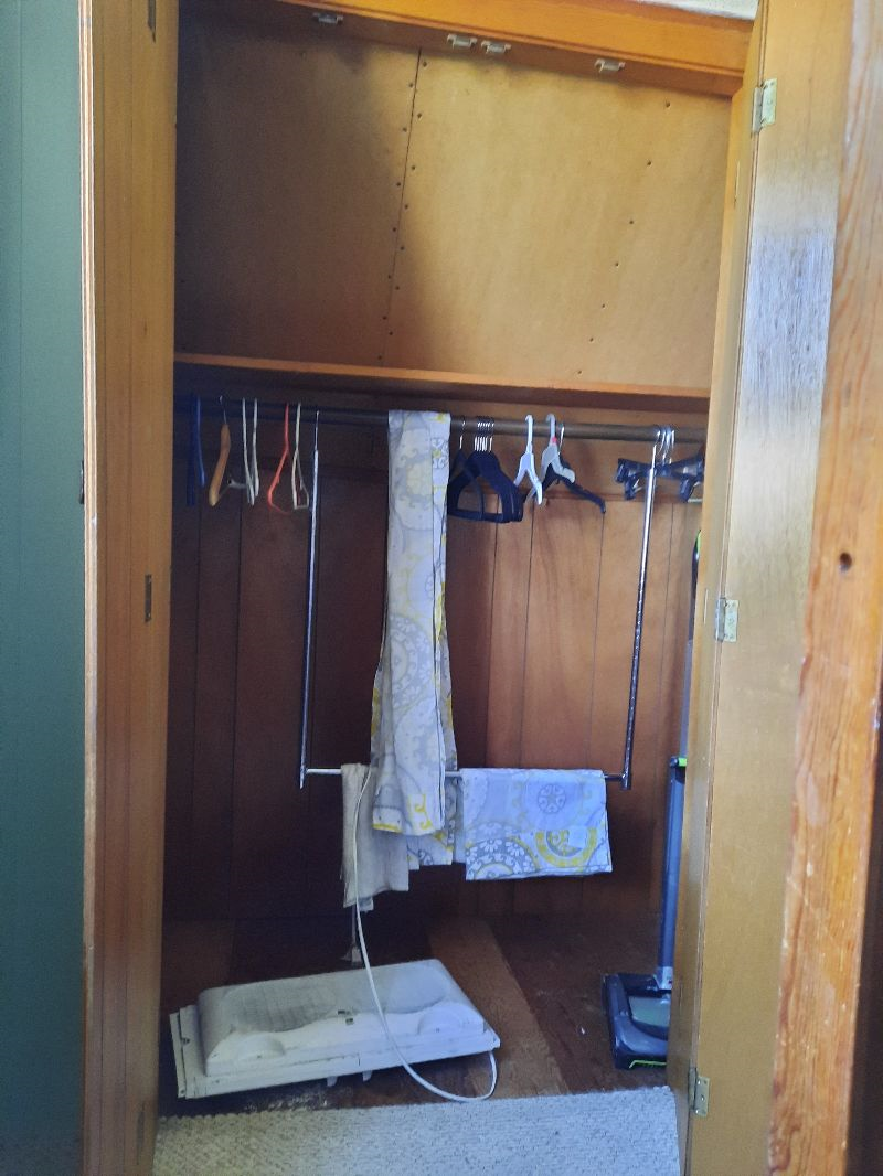 Dutch Attic near White Plains Hospital - Photo 2