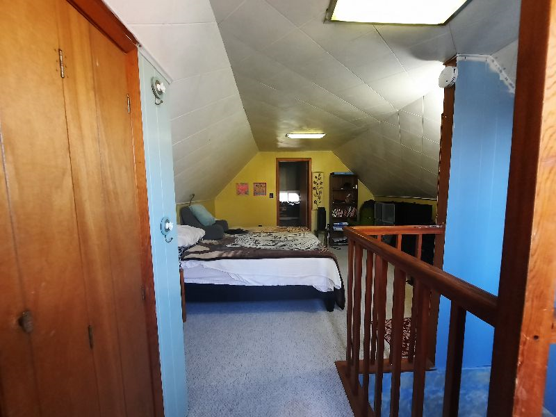 Dutch Attic near White Plains Hospital - Photo 7