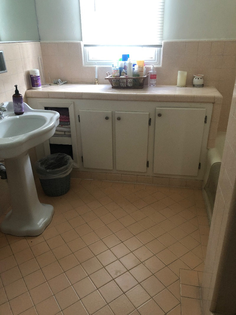 West LA Females preferred, PRIVATE, FURNISHED BEDROOM in a home, NEAR CENTURY CITY IN WEST LOS ANGELES - Photo 4