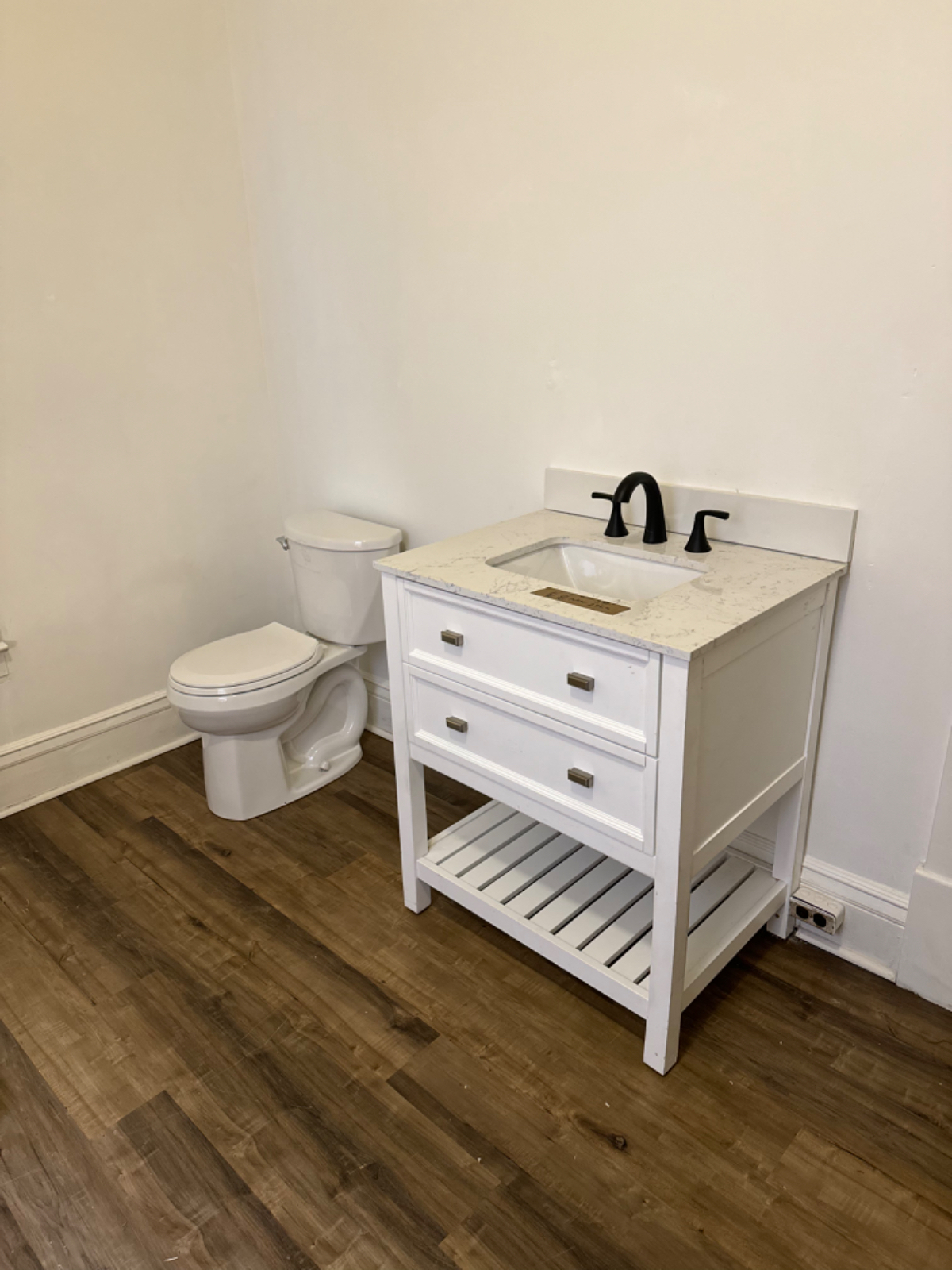 Travel Workers  Furnished -  2 bd 2 bath  available - Photo 8