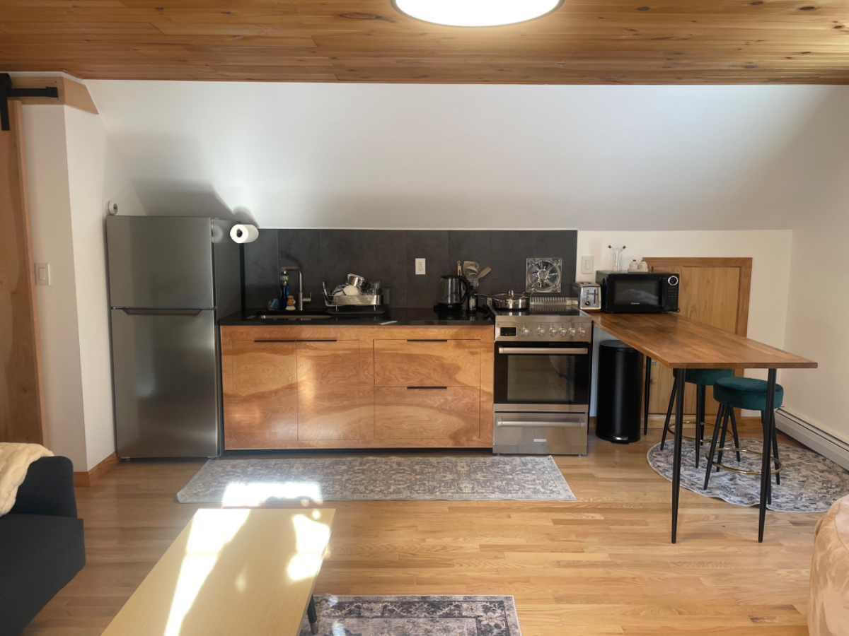 Pets welcome-Beautiful Vermont 1 bedroom Apartment - Photo 7