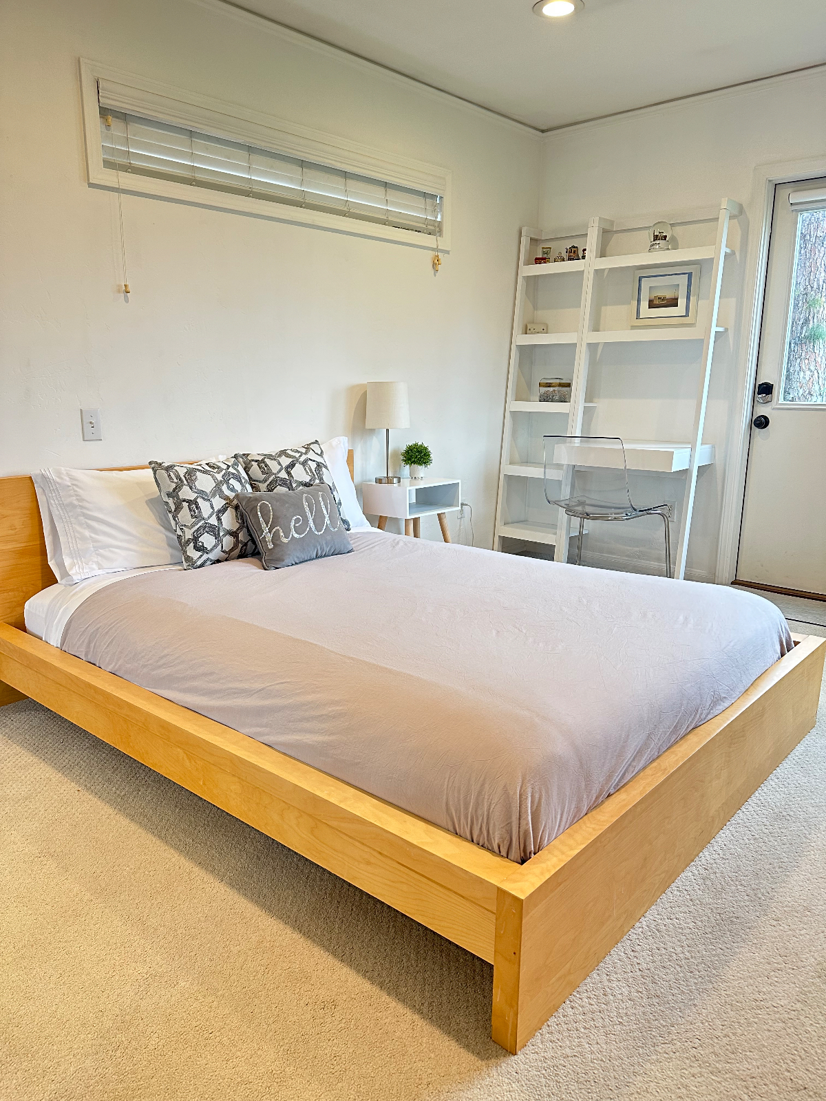 Bella View Studio - Photo 1