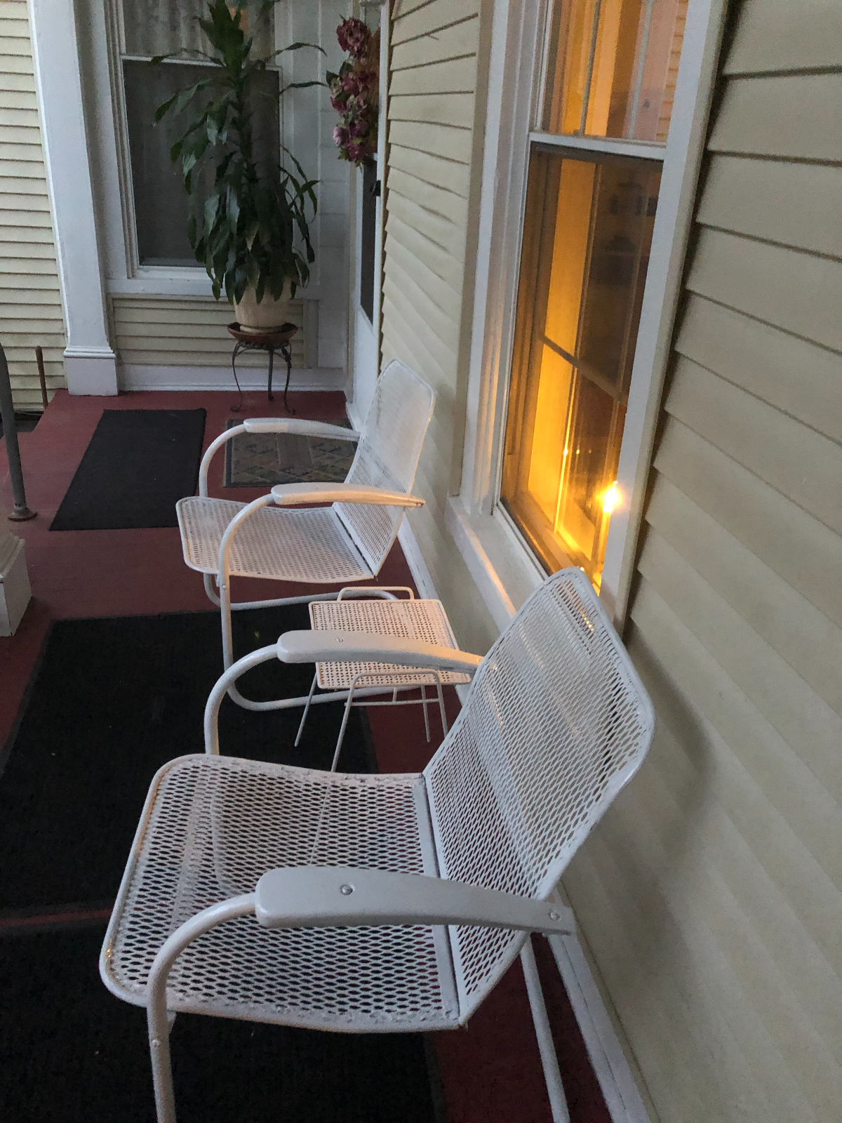 PET friendly, NON-SMOKING, 1600 sq ft duplex apt in downtown Rutland (Avail. 1/1/27 - 3/31/27) 1 mil - Photo 10