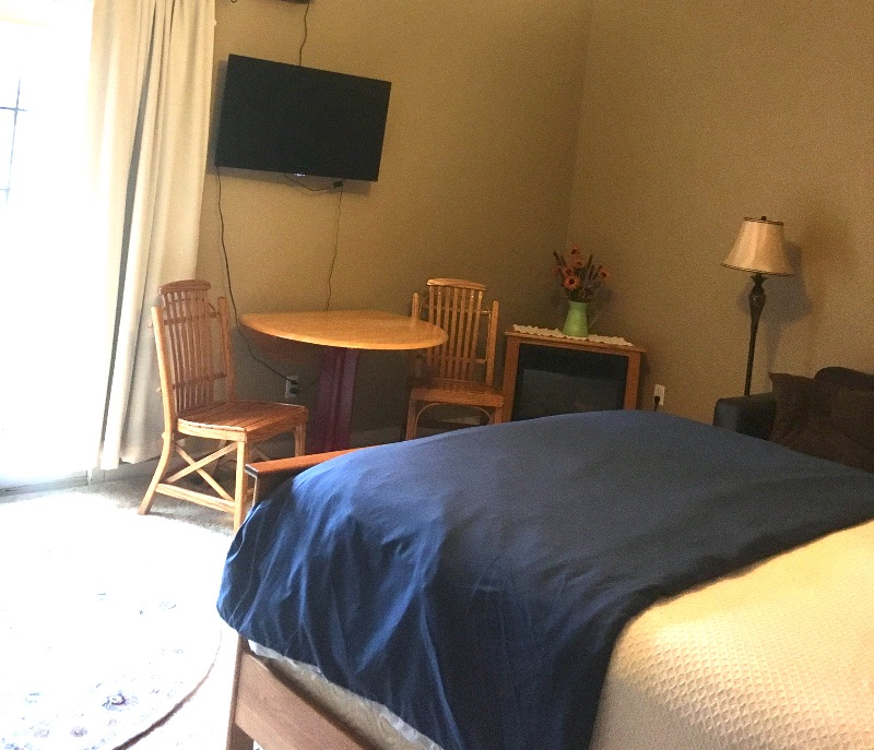 Quiet home away from home near hospitals - Photo 3