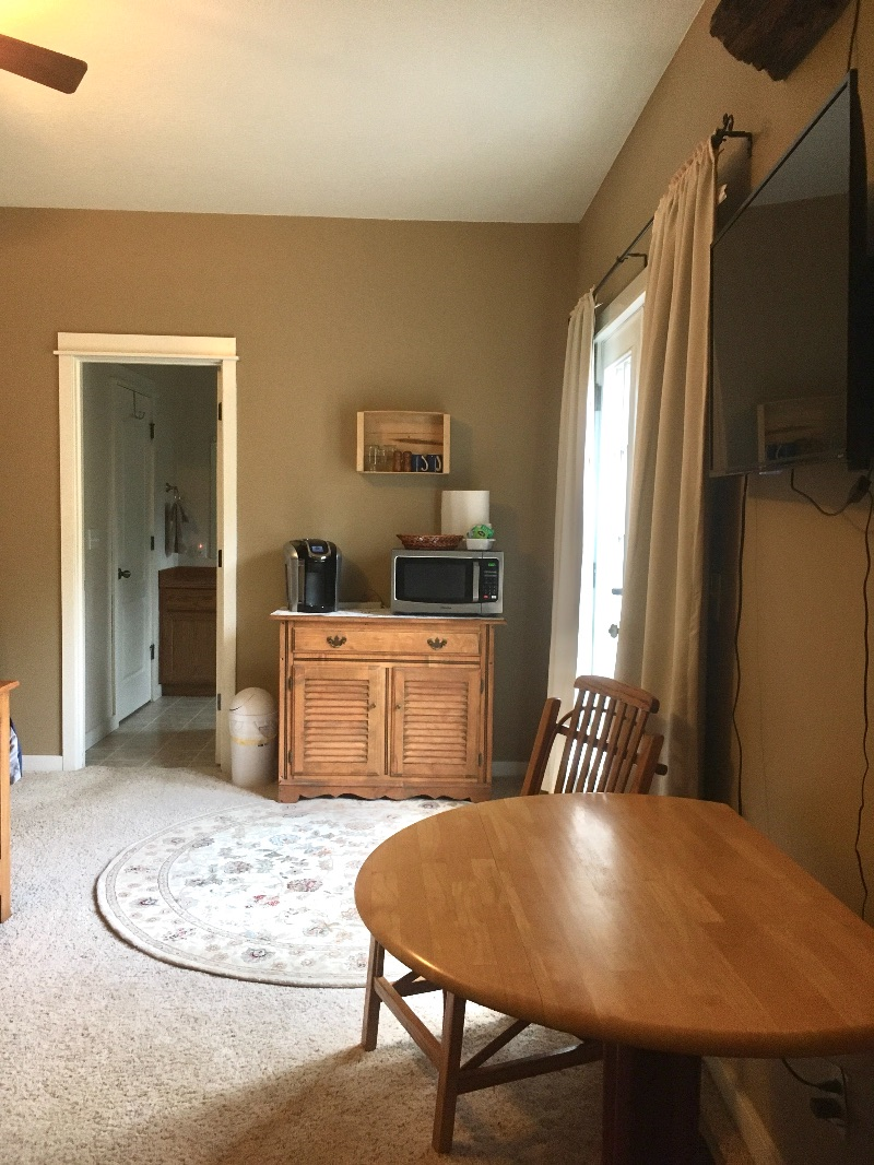 Quiet home away from home near hospitals - Photo 2