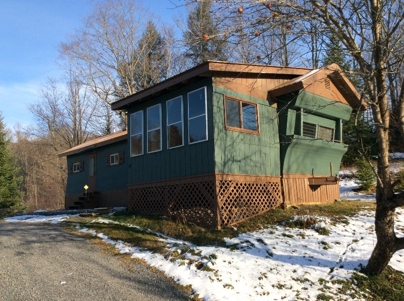Cozy Vintage Mobile Home - Photo 2