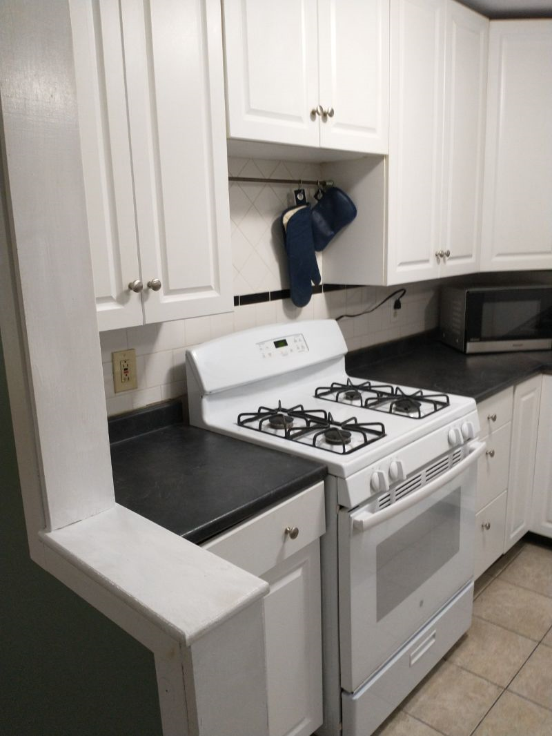 98 Gibson Ave Apt 3 - Photo 2