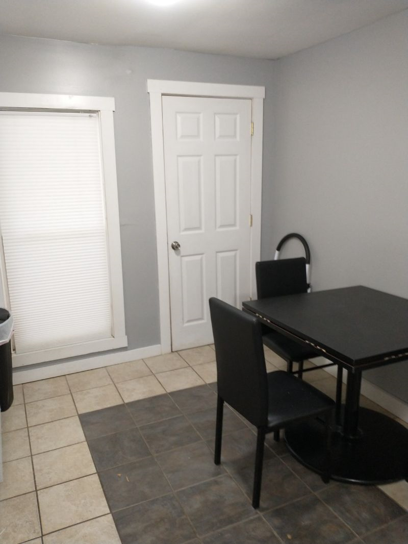 98 Gibson Ave Apt 3 - Photo 6