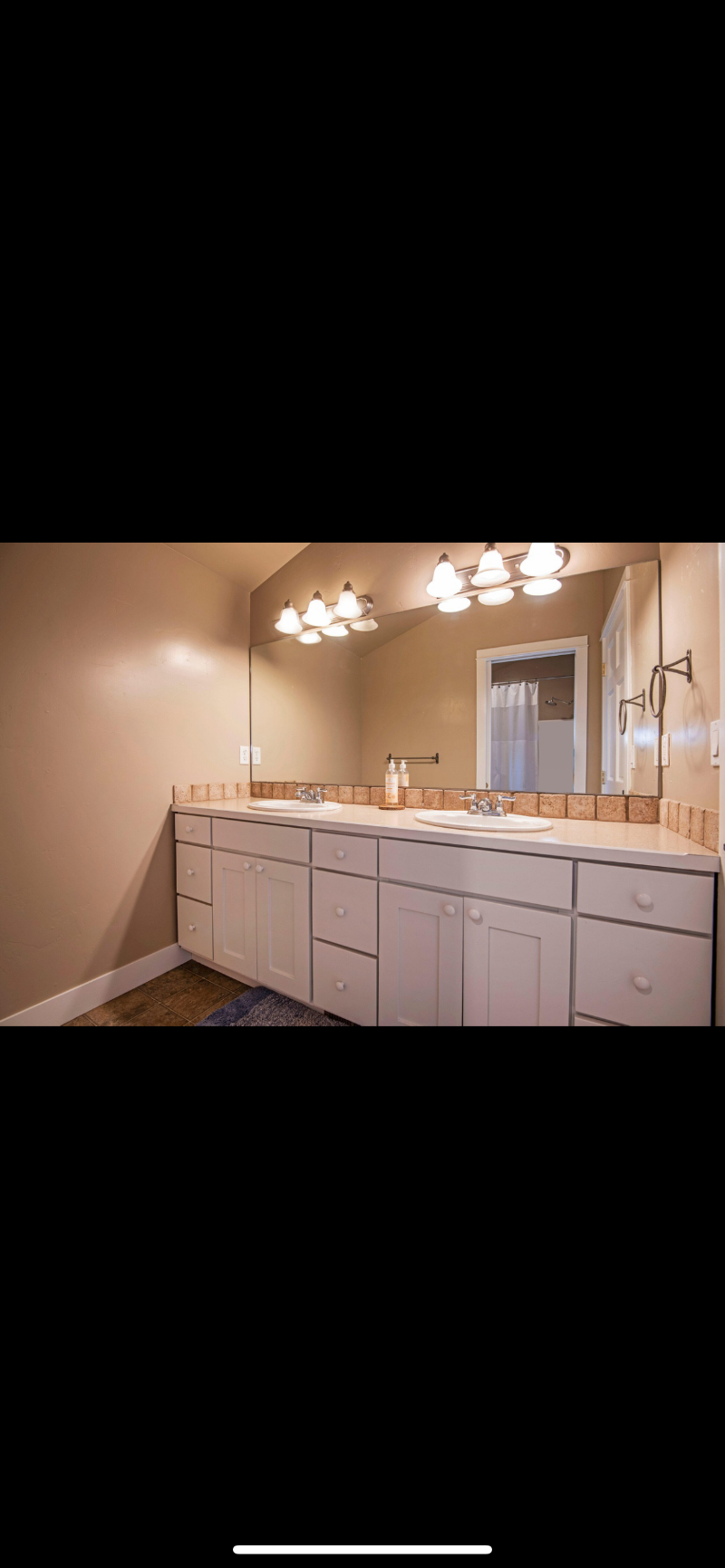 Beautiful home walking distance to St Charles - Photo 6