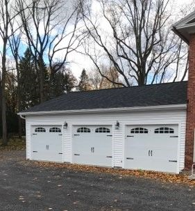 #1 - 1 BD apartment w/ private garage - Photo 8
