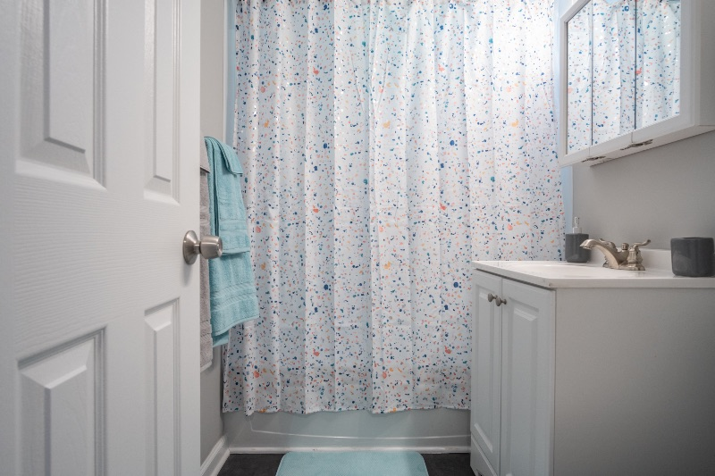 Bright and Sunny Mid Century Ranch - Photo 11