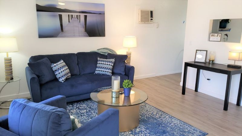 MULTIPLE NEW UNITS CLOSE TO HOSPITAL AND DOWNTOWN DOG FRIENDLY SOME WITH BACKYARD 2C