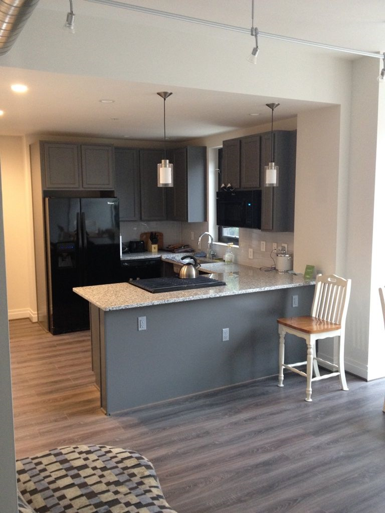 Private room wth Balcony Near Union Station - September 2025 - Photo 4