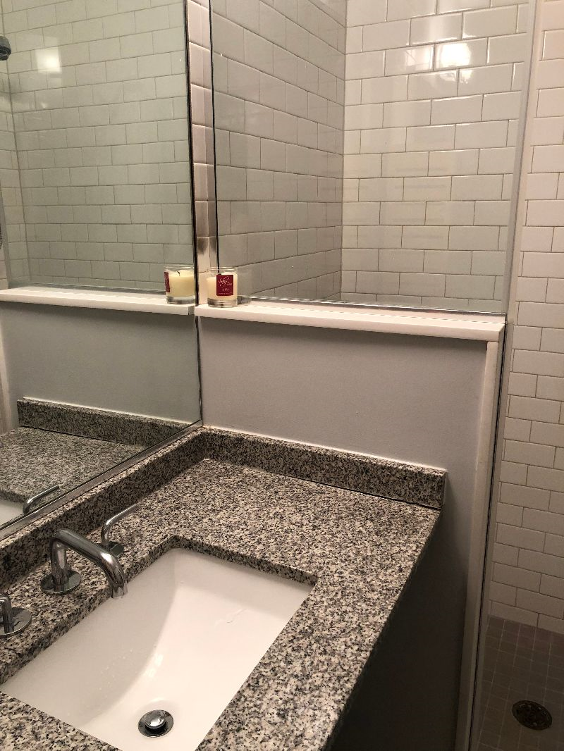 Private room wth Balcony Near Union Station - September 2025 - Photo 6