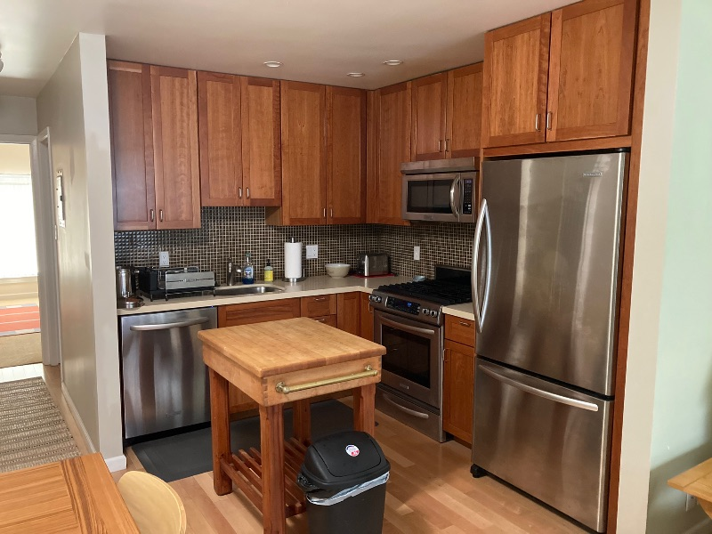 1B apartment in vibrant Cole Valley - Photo 2