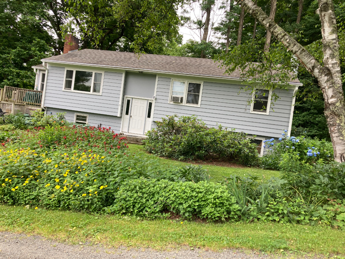 2 Bed, 2 Bath Beautiful rural setting close to town. - Photo 3