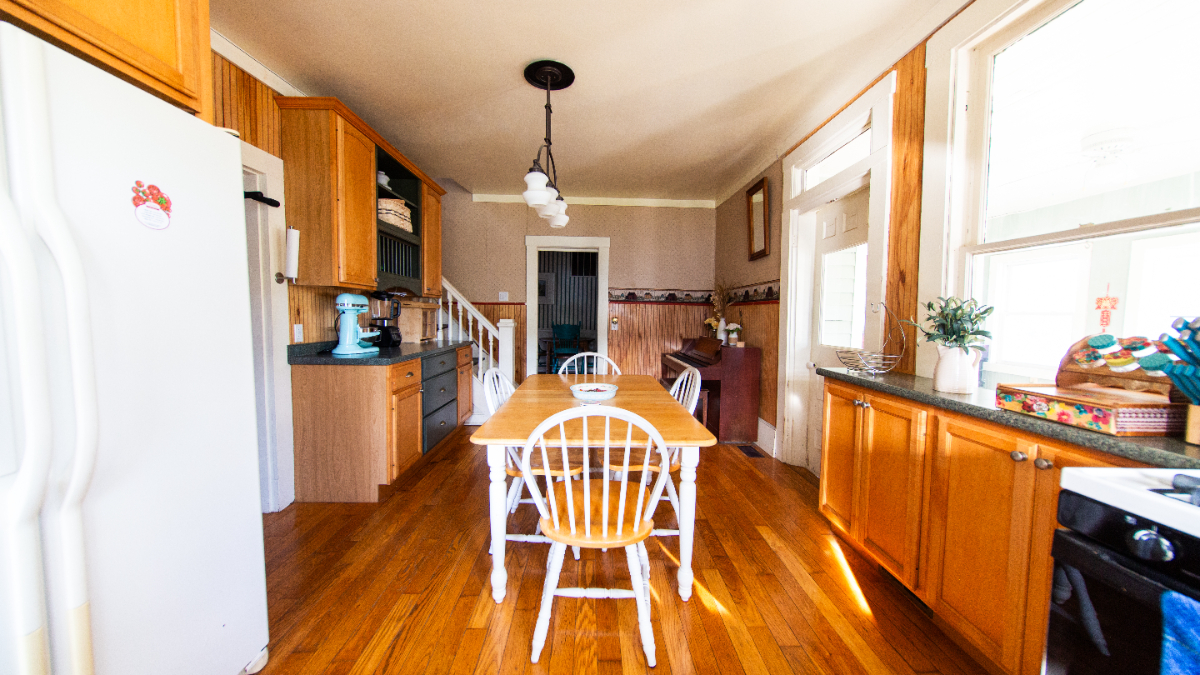 Historical Henrietta House by Mt Cottages - Photo 8