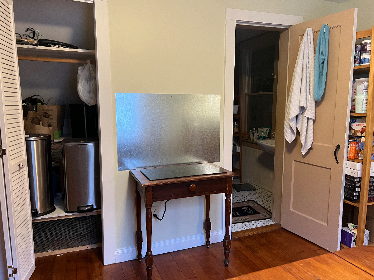 Tastefully Furnished 1 Bedroom Apartment w/Queen Bed & Pullout Sofa - Photo 7
