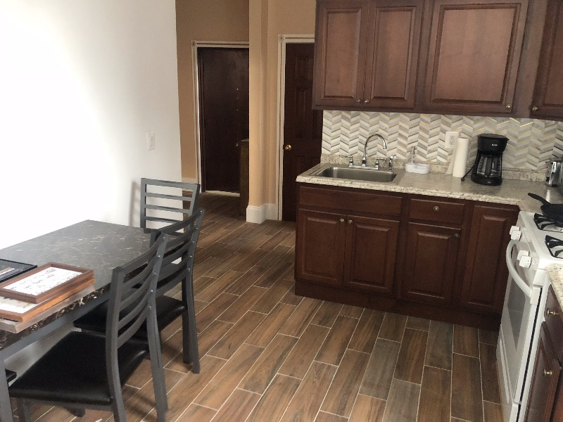 2 Bedroom Fully Renovated Apartment - Photo 10