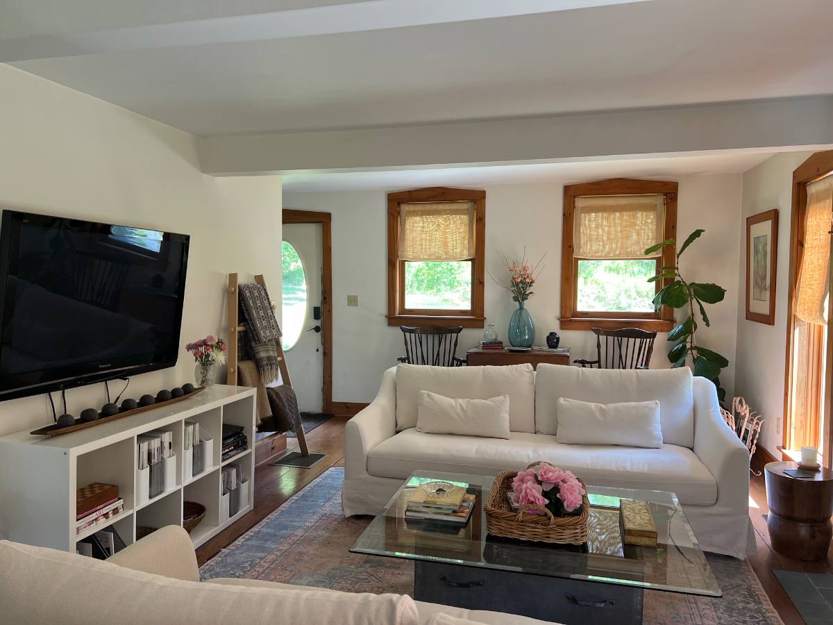 Private Home on 9.5 acres - Photo 7