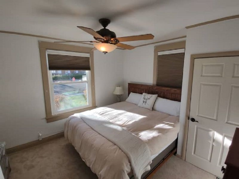 3 Bedroom, 1.5 Bath steps from Cheyenne Regional Medical Center - Photo 2