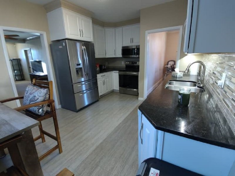 3 Bedroom, 1.5 Bath steps from Cheyenne Regional Medical Center - Photo 4