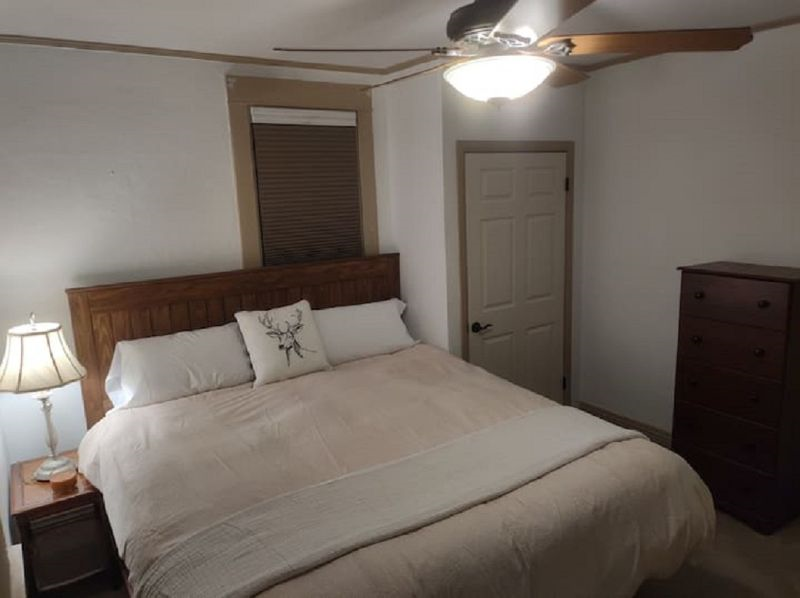 3 Bedroom, 1.5 Bath steps from Cheyenne Regional Medical Center - Photo 3