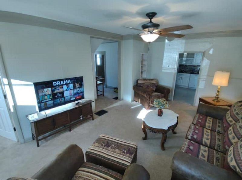 3 Bedroom, 1.5 Bath steps from Cheyenne Regional Medical Center - Photo 5