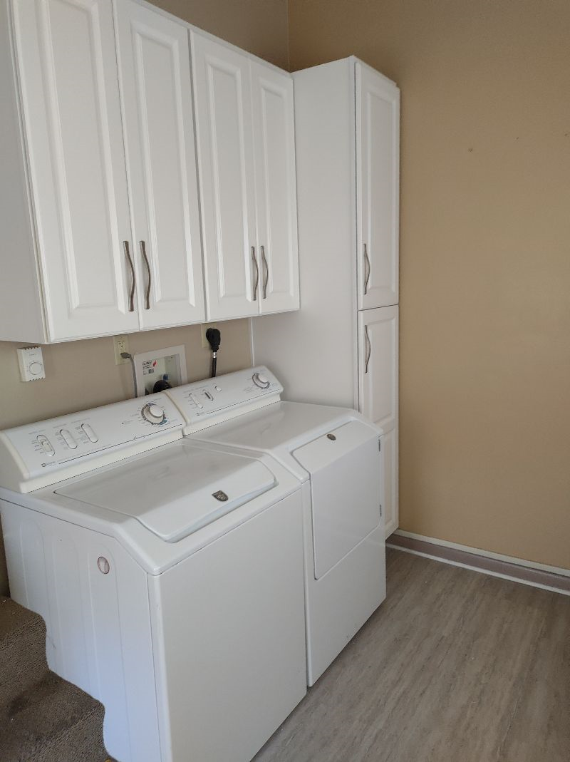 3 Bedroom, 1.5 Bath steps from Cheyenne Regional Medical Center - Photo 7