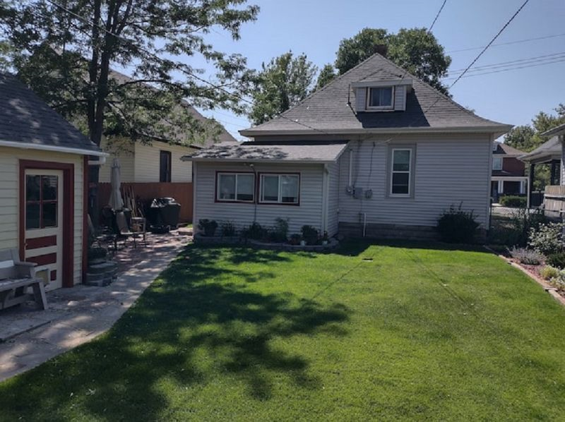 3 Bedroom, 1.5 Bath steps from Cheyenne Regional Medical Center - Photo 9