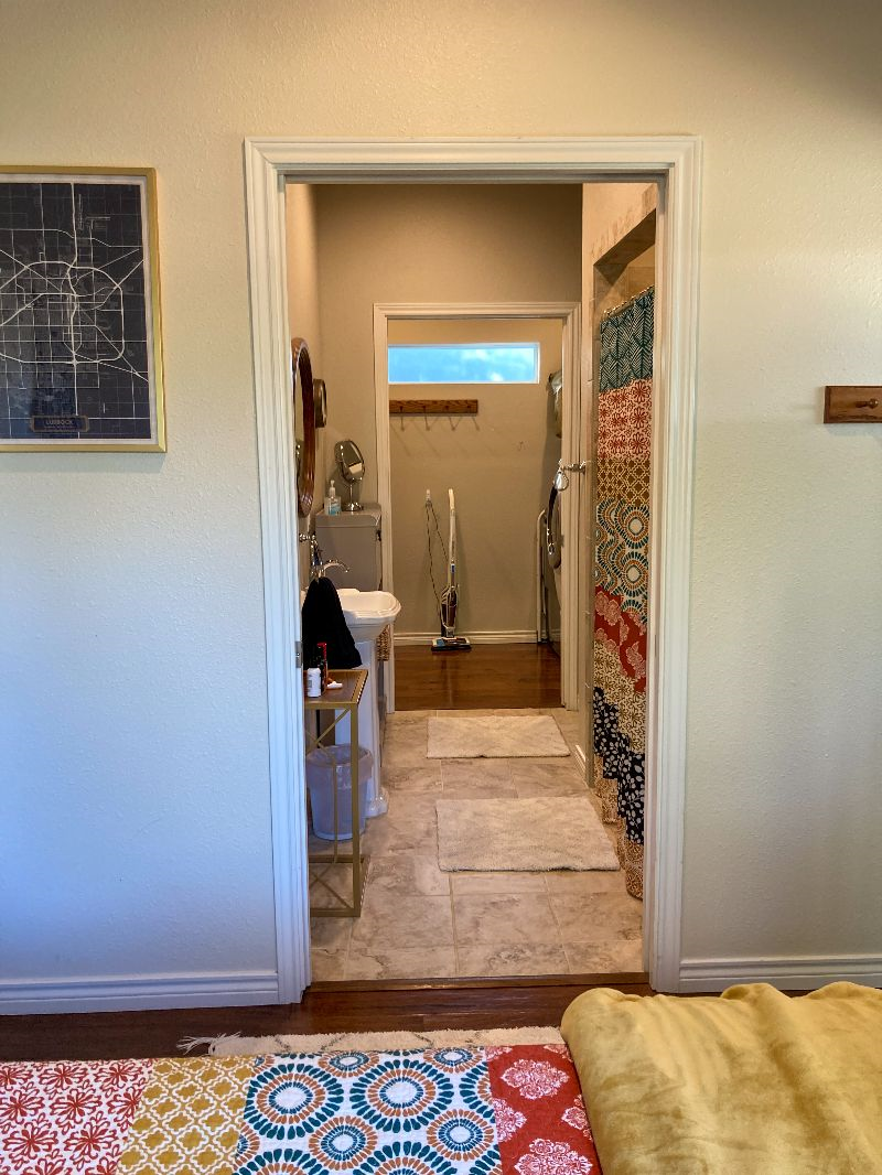 RN-owned property just minutes from UMC and Covenant *entire place* - Photo 11