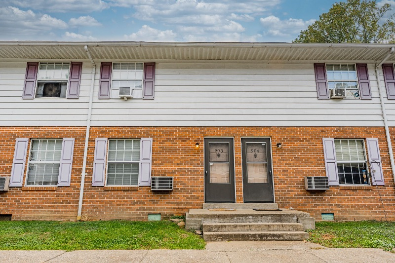 GVs House, near hospitals - Photo 9