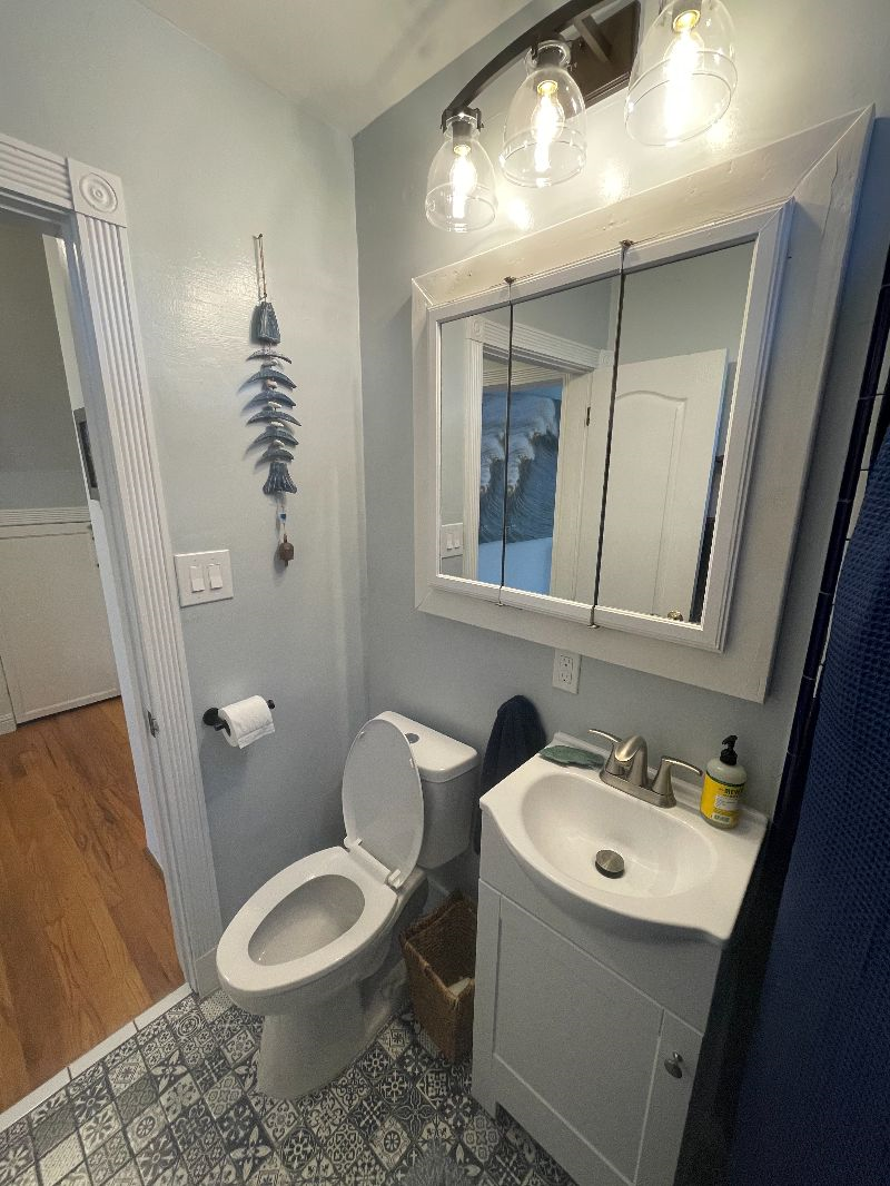 Cute 1 bedroom with private yard - Photo 4