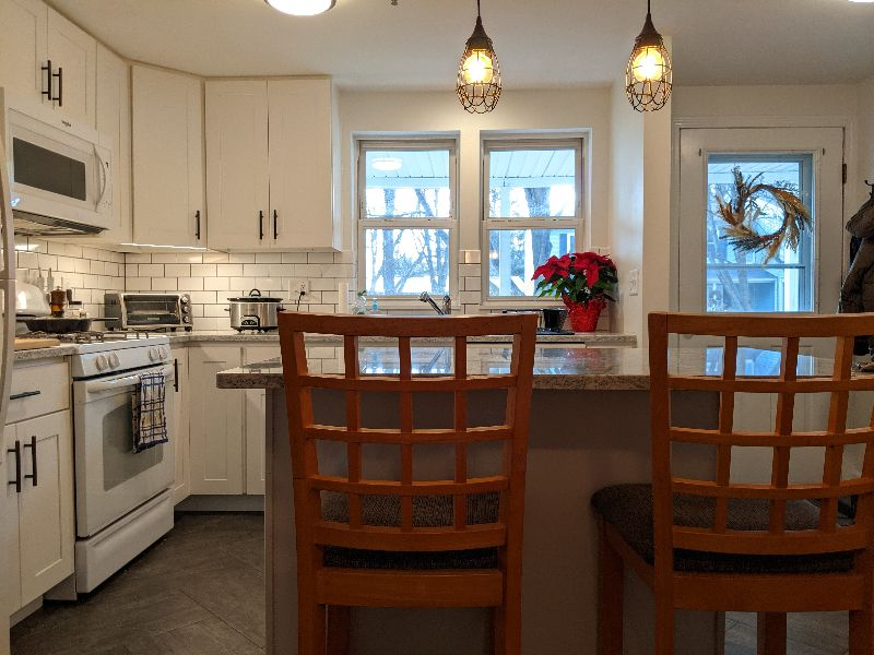 Beautiful South End Burlington Townhome For Rent Close to UVMMC - Photo 2