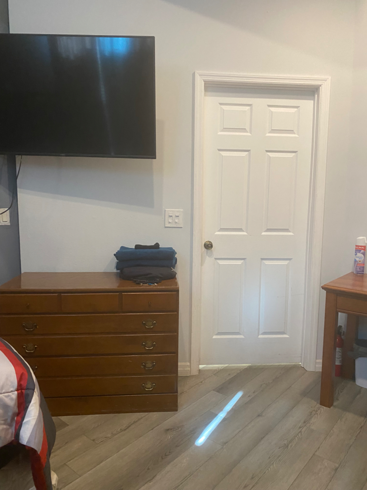 Private Room w bath - Photo 6