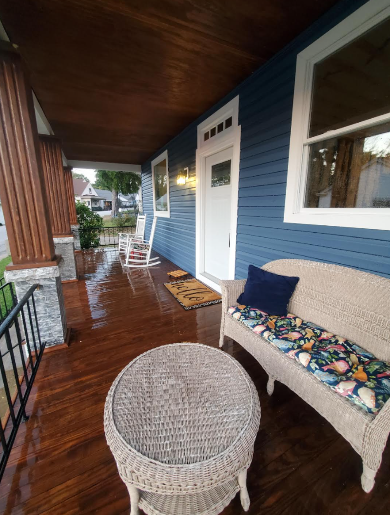 Beautifully Remodeled Home - Photo 4