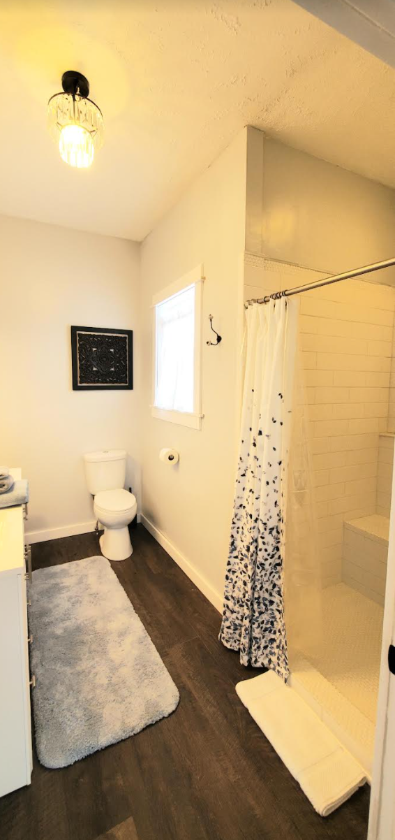Beautifully Remodeled Home - Photo 9