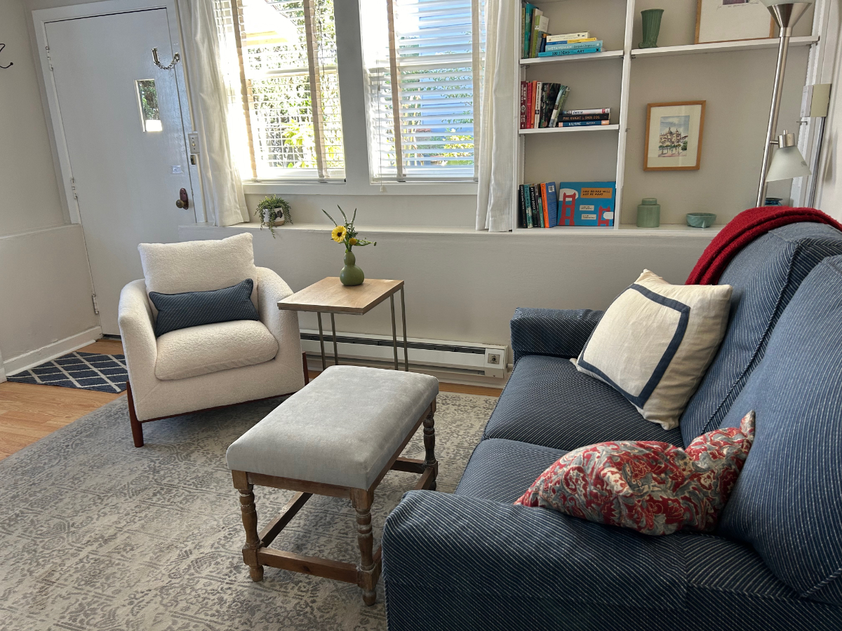Bright, charming garden apartment - Photo 1