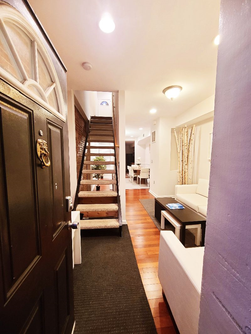 Private Johns Hopkins Ensuite