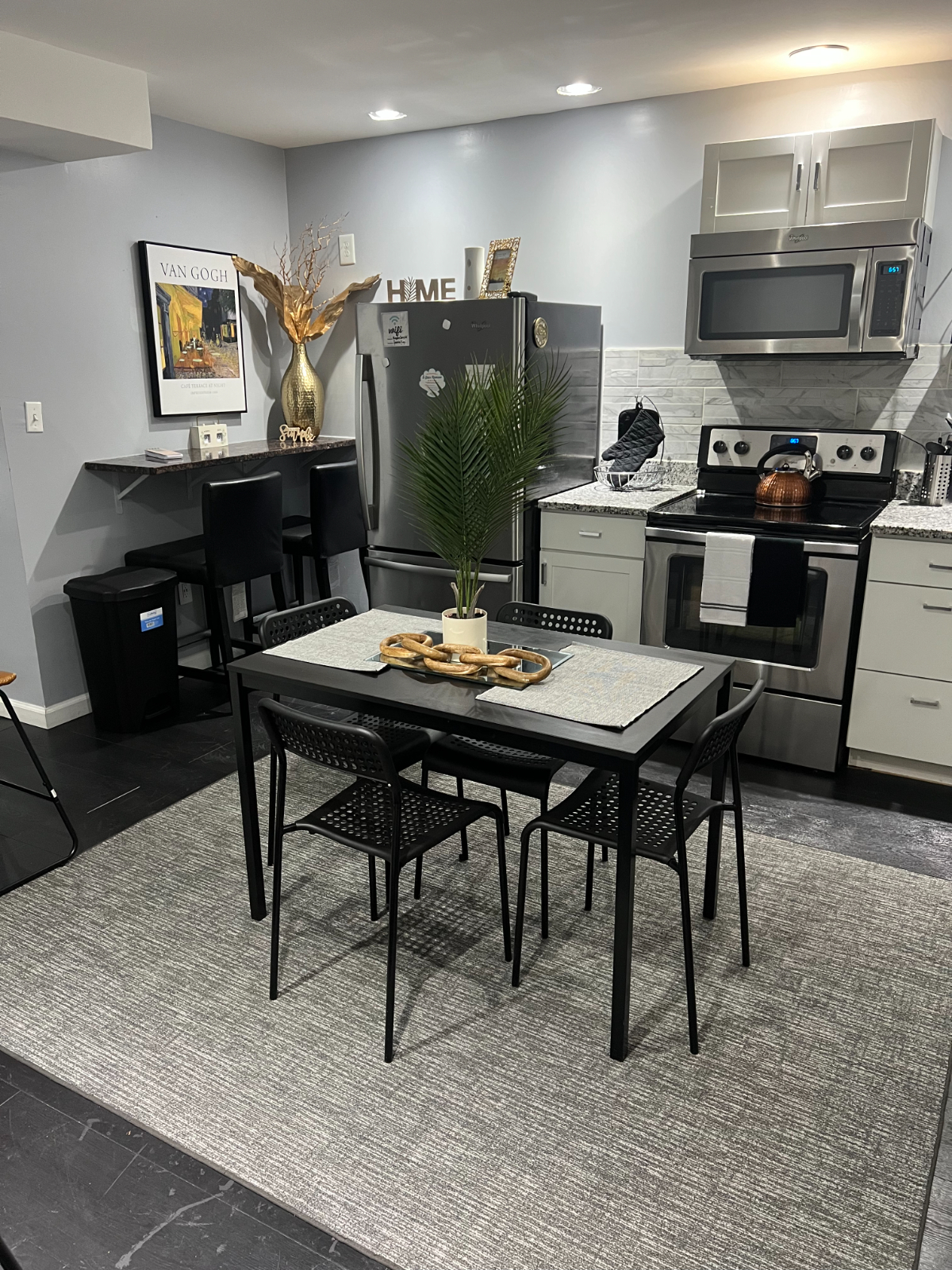 Gorgeous 2 bedroom/1 bath apartment near everything in SW DC - Photo 1