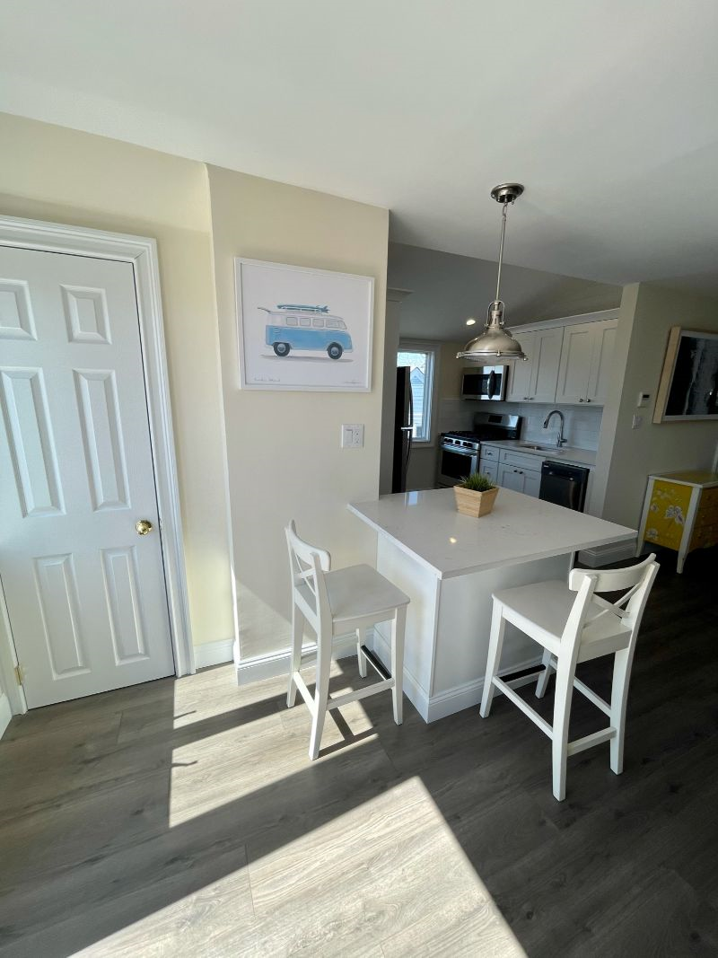 Updated and spacious one bedroom apartment - Photo 4