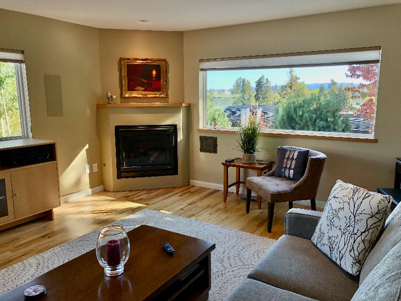 West Side Hill House with View Walking Distance to Downtown Recently Remodeled - Photo 1
