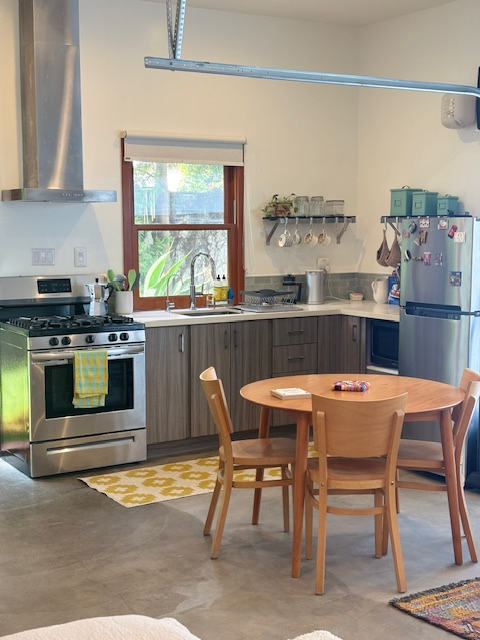 Serene Venice Studio with full kitchen - Photo 1
