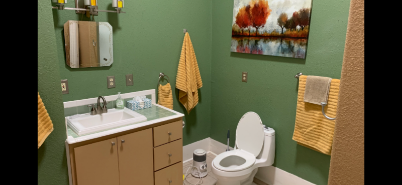 Fully furnished, all bills paid - Photo 8