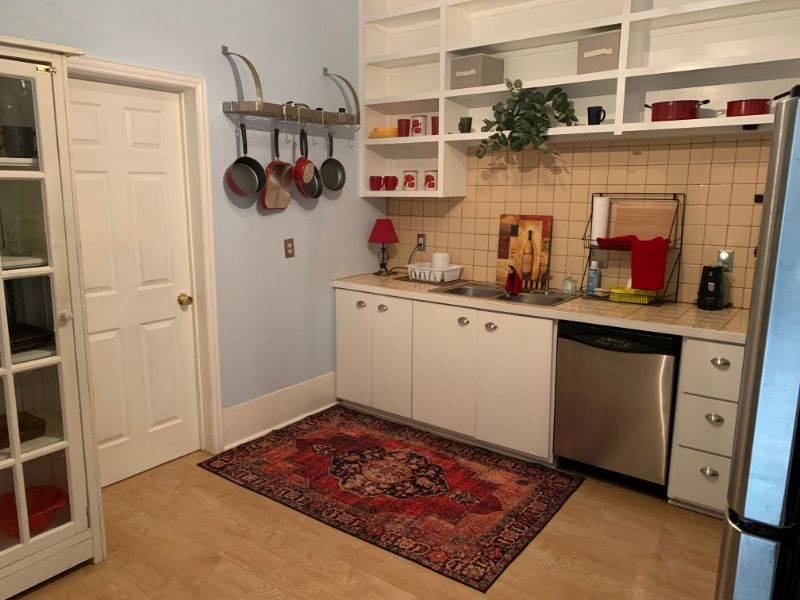 Fully furnished, all bills paid - Photo 5