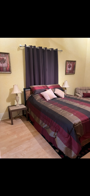 Fully furnished, all bills paid - Photo 7