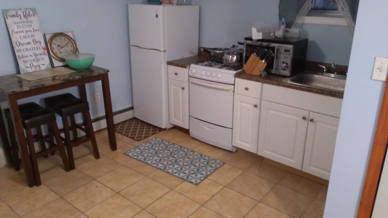 Cozy corner. In Queens - Basement Apartment